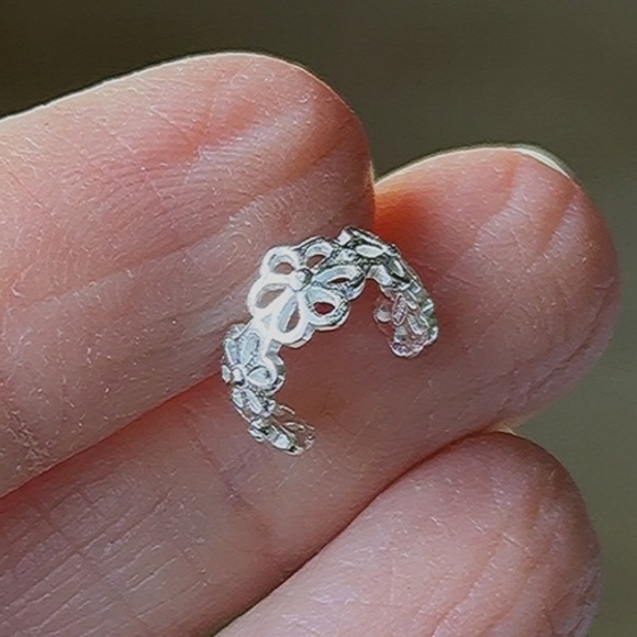 Sterling Silver Flower Cuff Earring - Picture 3 of 10